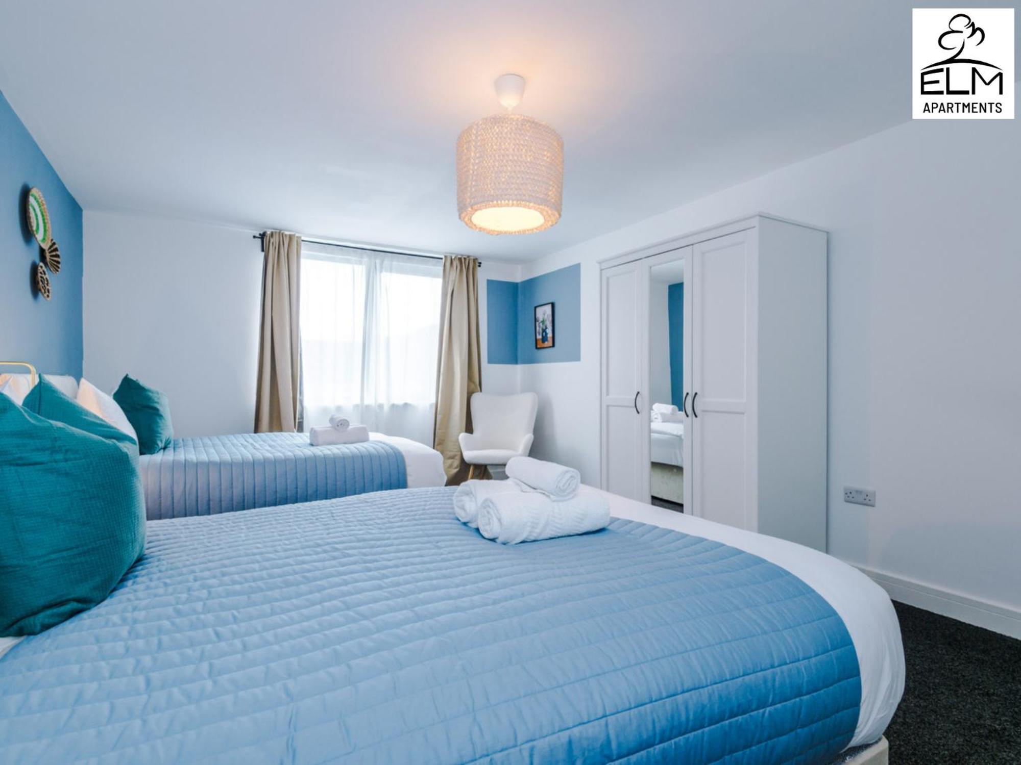 Elm Aparthotel , Collection Of Apartments Available Near Media City , Free Parking Манчестър Екстериор снимка