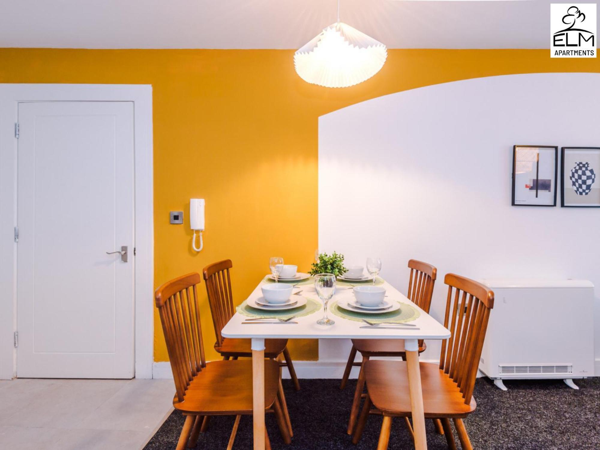Elm Aparthotel , Collection Of Apartments Available Near Media City , Free Parking Манчестър Екстериор снимка