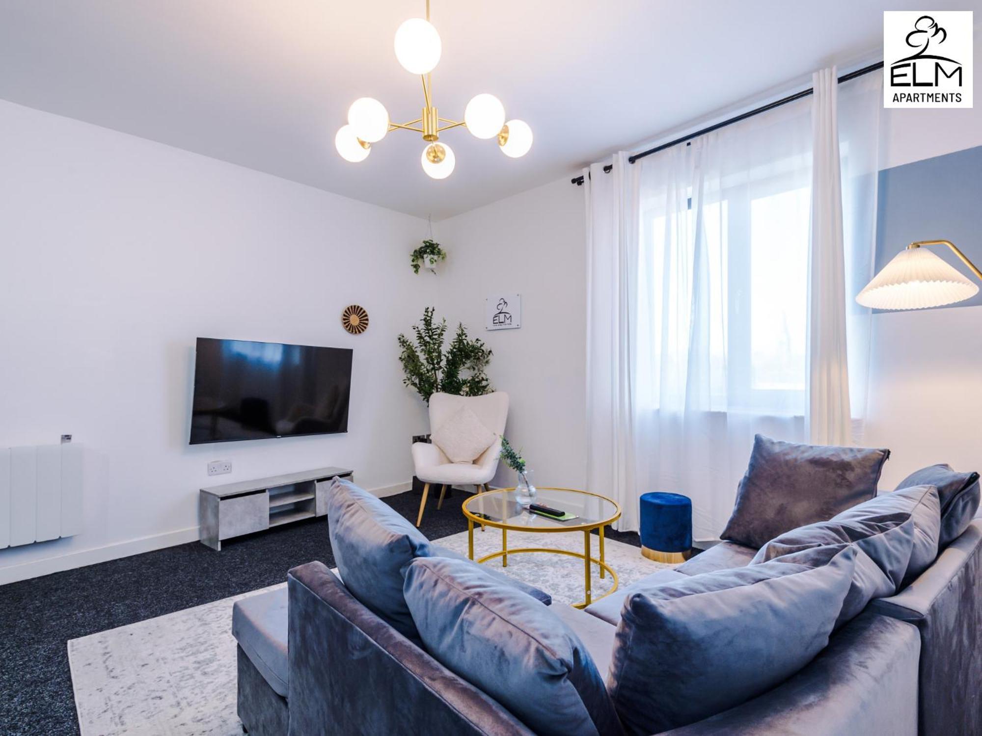 Elm Aparthotel , Collection Of Apartments Available Near Media City , Free Parking Манчестър Екстериор снимка