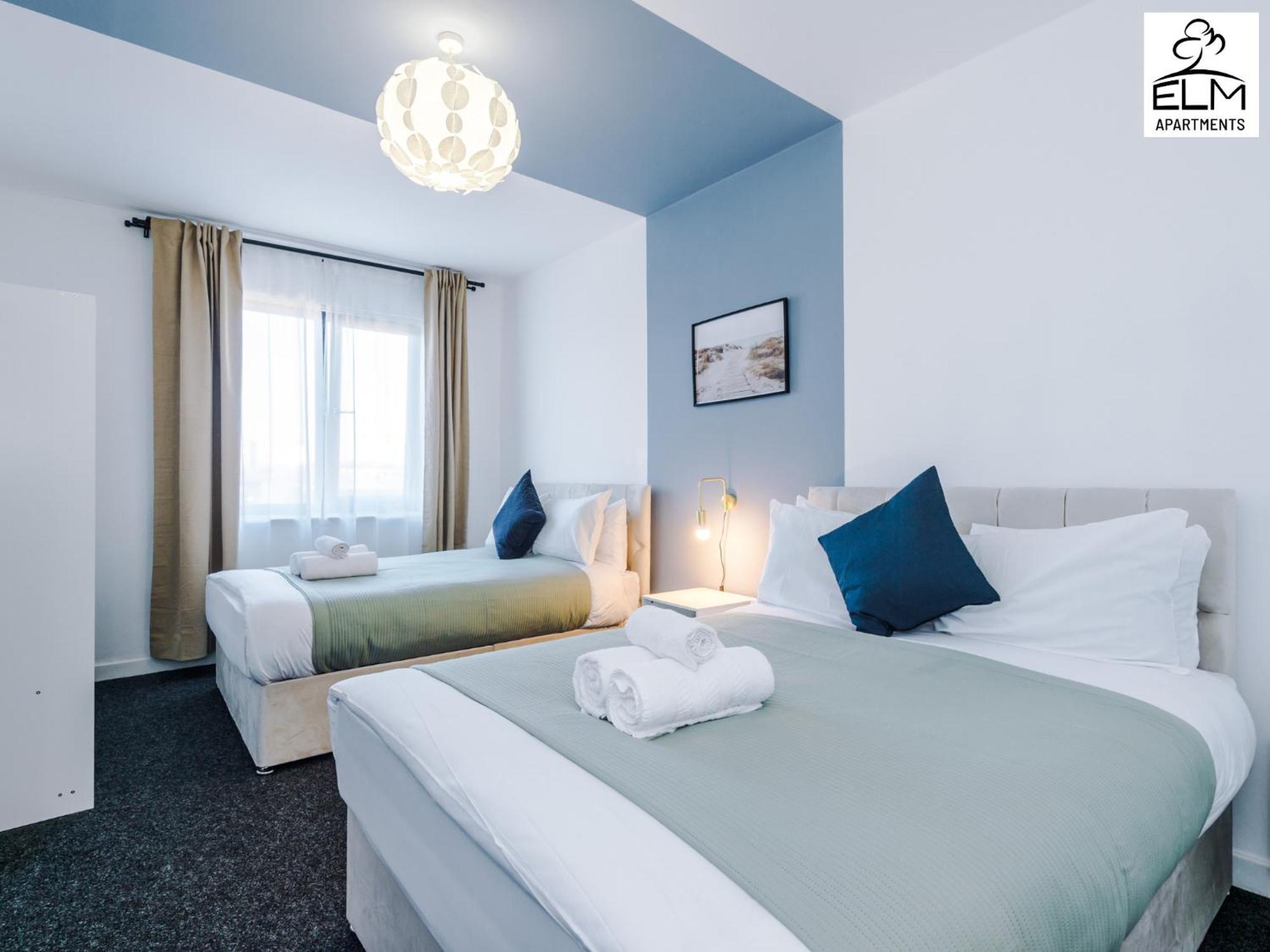 Elm Aparthotel , Collection Of Apartments Available Near Media City , Free Parking Манчестър Екстериор снимка