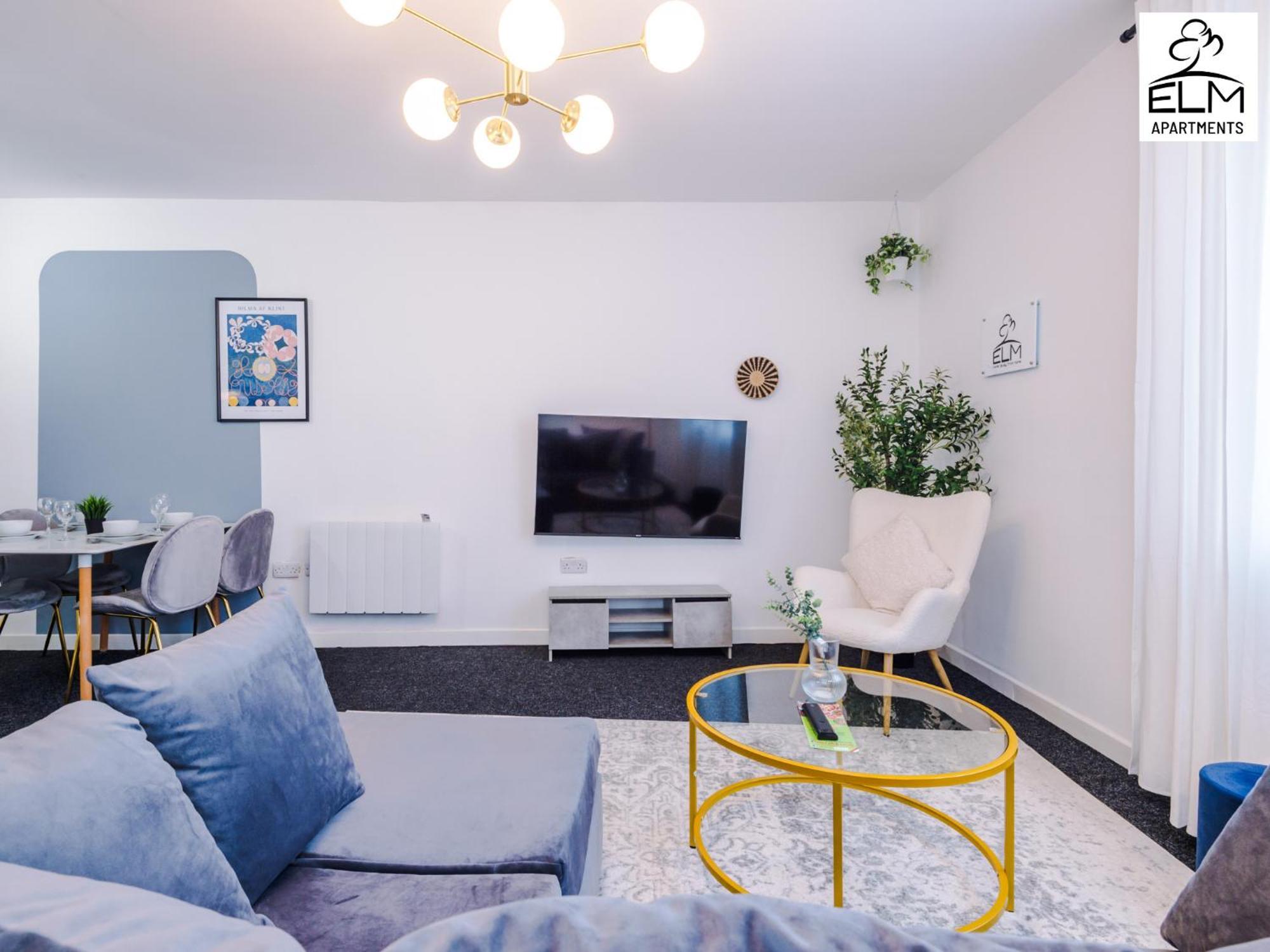 Elm Aparthotel , Collection Of Apartments Available Near Media City , Free Parking Манчестър Екстериор снимка