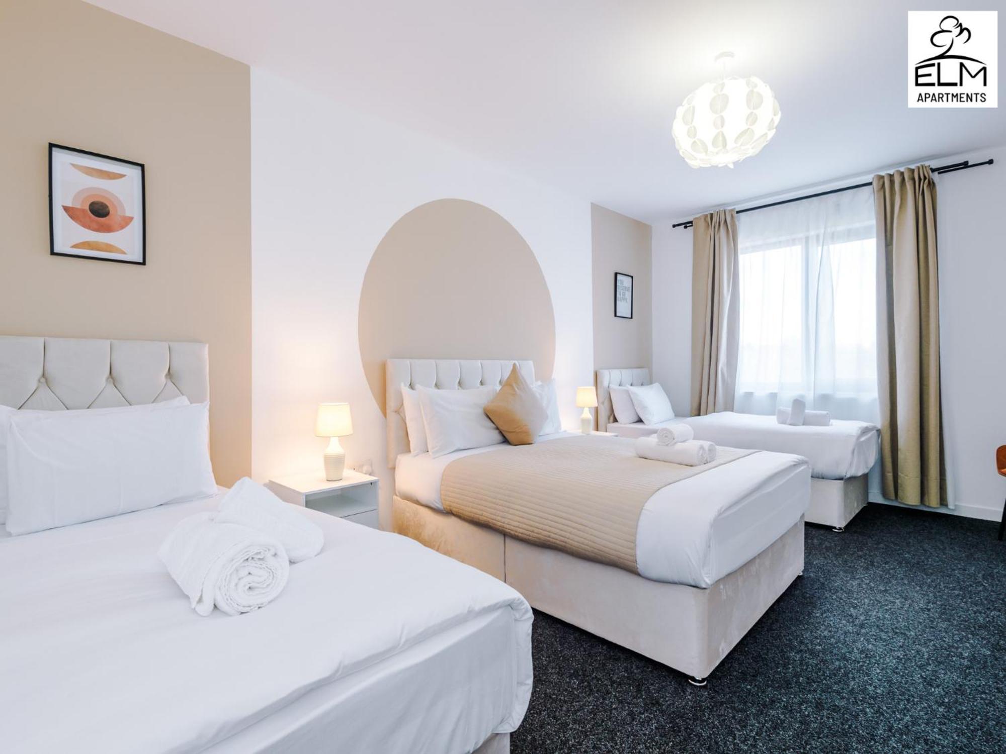 Elm Aparthotel , Collection Of Apartments Available Near Media City , Free Parking Манчестър Екстериор снимка